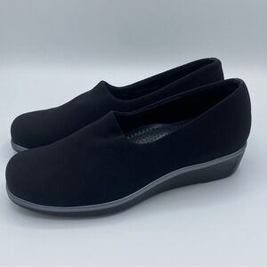 SAS Bliss Slip On Shoes Women's 5 M  Black Loafers Comfort Arch Support Shoes